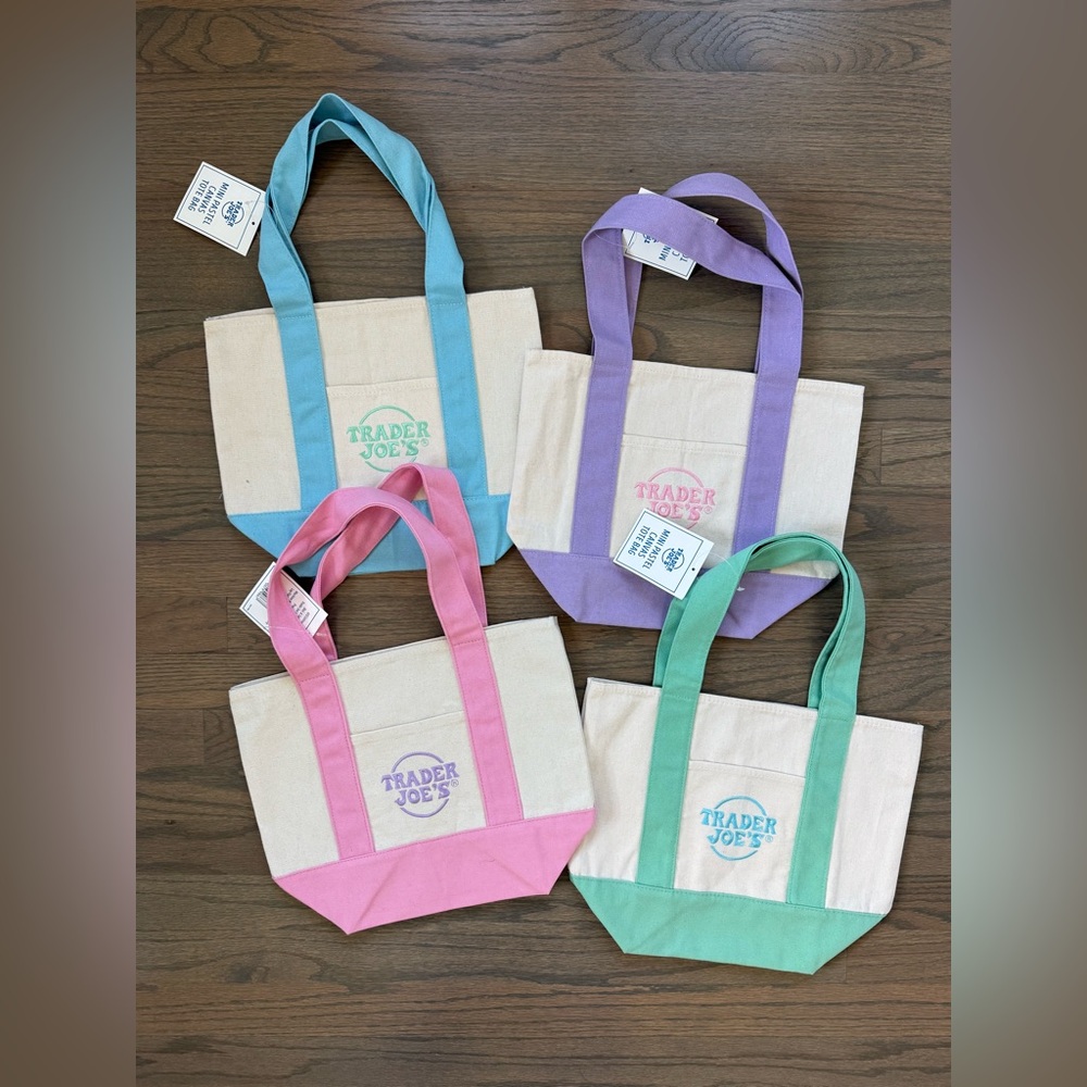 Trader Joe’s Mini Canvas Tote Set – Pastel Colors (Set of 4) NWT